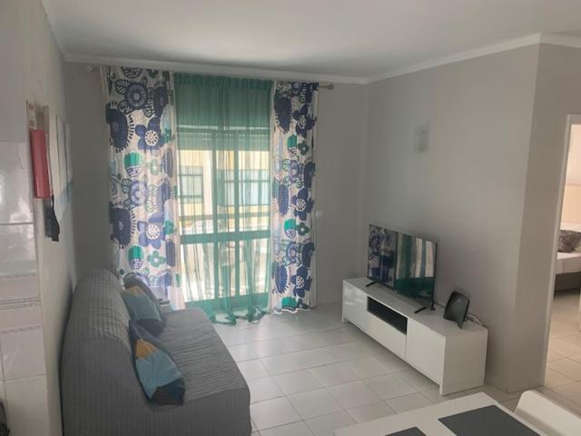 Frente A Apartamento *